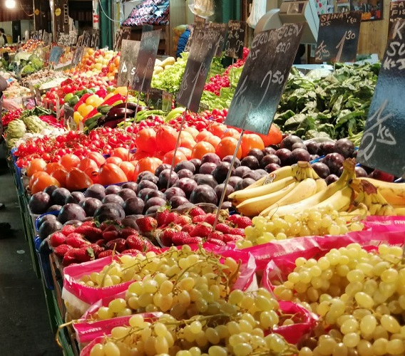 1001 Market-Fruits-Source-Hamido-dot-at