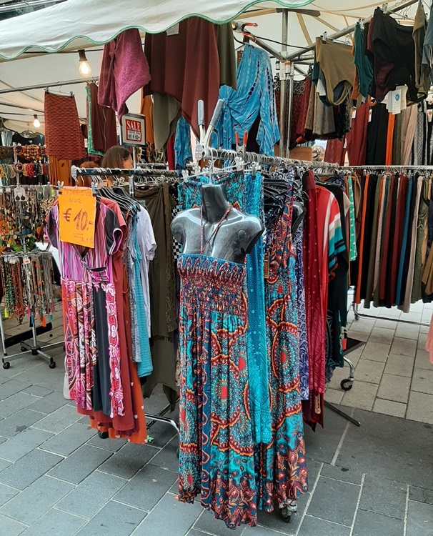 Dress_Neubaumarkt_09-2023