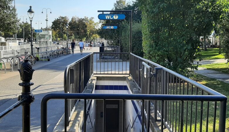 Street Water Taps and Public Toilets in Austria Slider