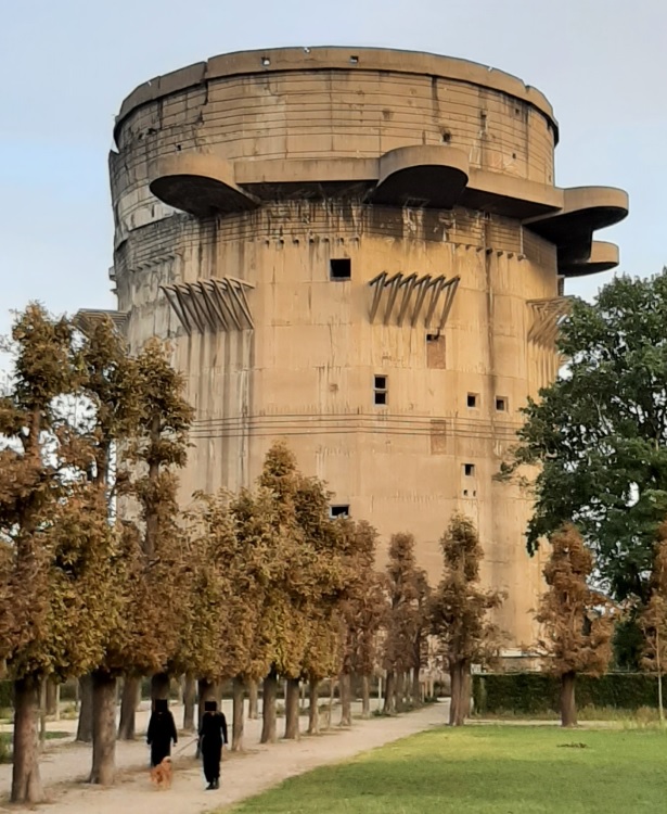 1020 Flak Tower (Flakturm)