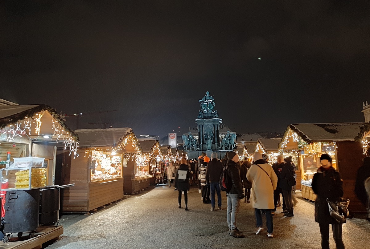 Maria-Theresien-Platz -Xmas Market