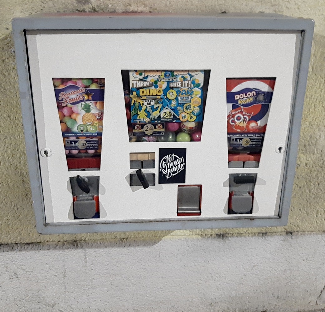 Vending machine candy (Süßigkeitenautomat)